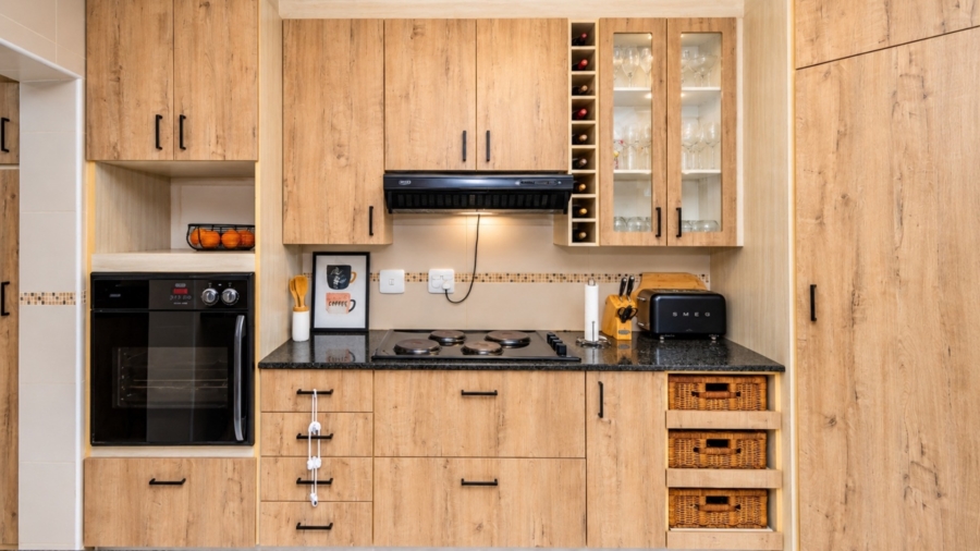 3 Bedroom Property for Sale in WestLake Country Safari Estate North West